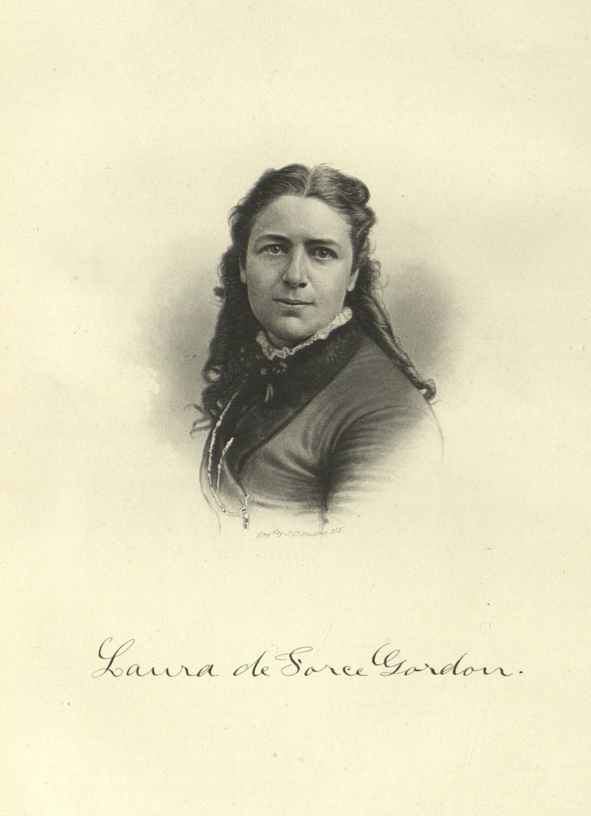 Lora Deforsa Gordone (Laura deForce Gordon, 1838-1907) - pirmā sieviete ASV, kas vadīja dienas laikrakstu (The Stockton Daily Leader, 1874), pārstāvēdama radikālo virzienu. Aktīvi un ar panākumiem cīnījās par sieviešu tiesībām darboties justīcijā, bija viena no pirmajām sievietēm-advokātēm. 