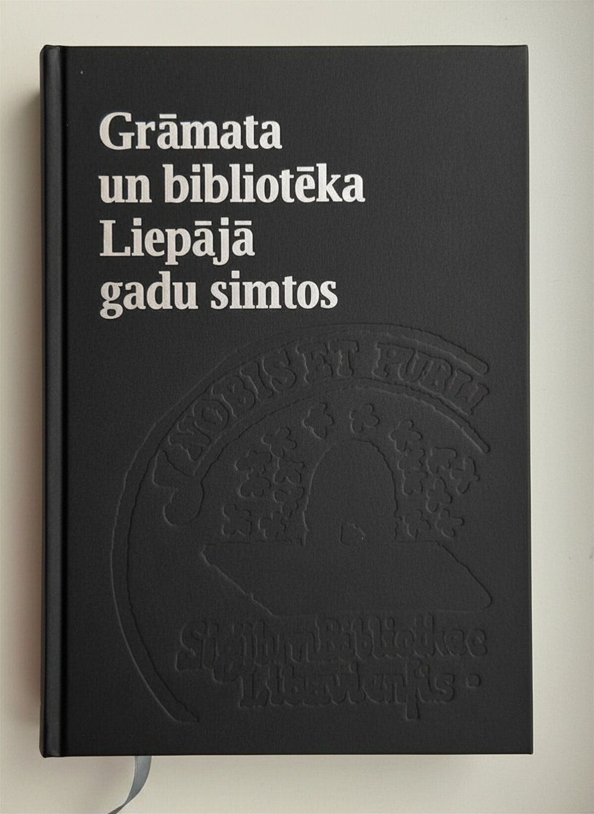 Kolektīvā zinātniskā monogrāfija "Grāmata un bibliotēka Liepājā gadu simtos. Veltījums Liepājas Centrālās zinātniskās bibliotēkas 250. gadskārtai”