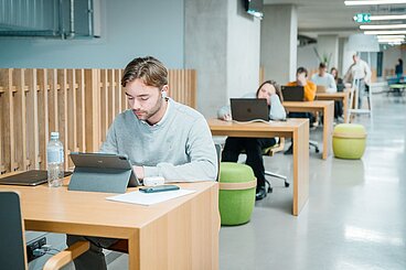 Nodarbības un konsultācijas pētniekiem un doktorantūras studentiem