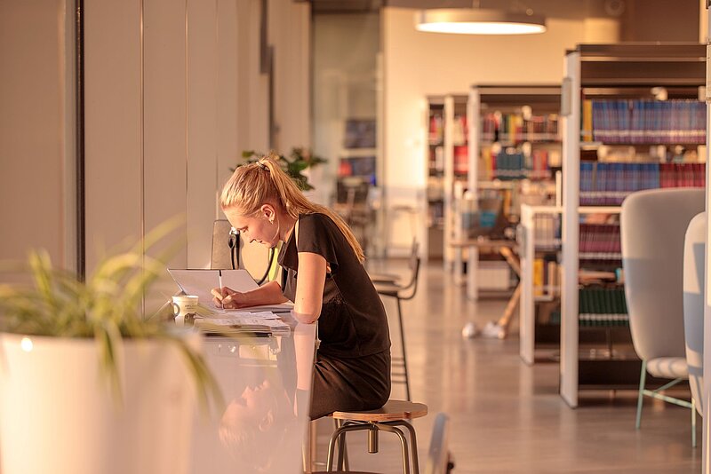 Atjauno savu reģistrāciju LU bibliotēkā elektroniski