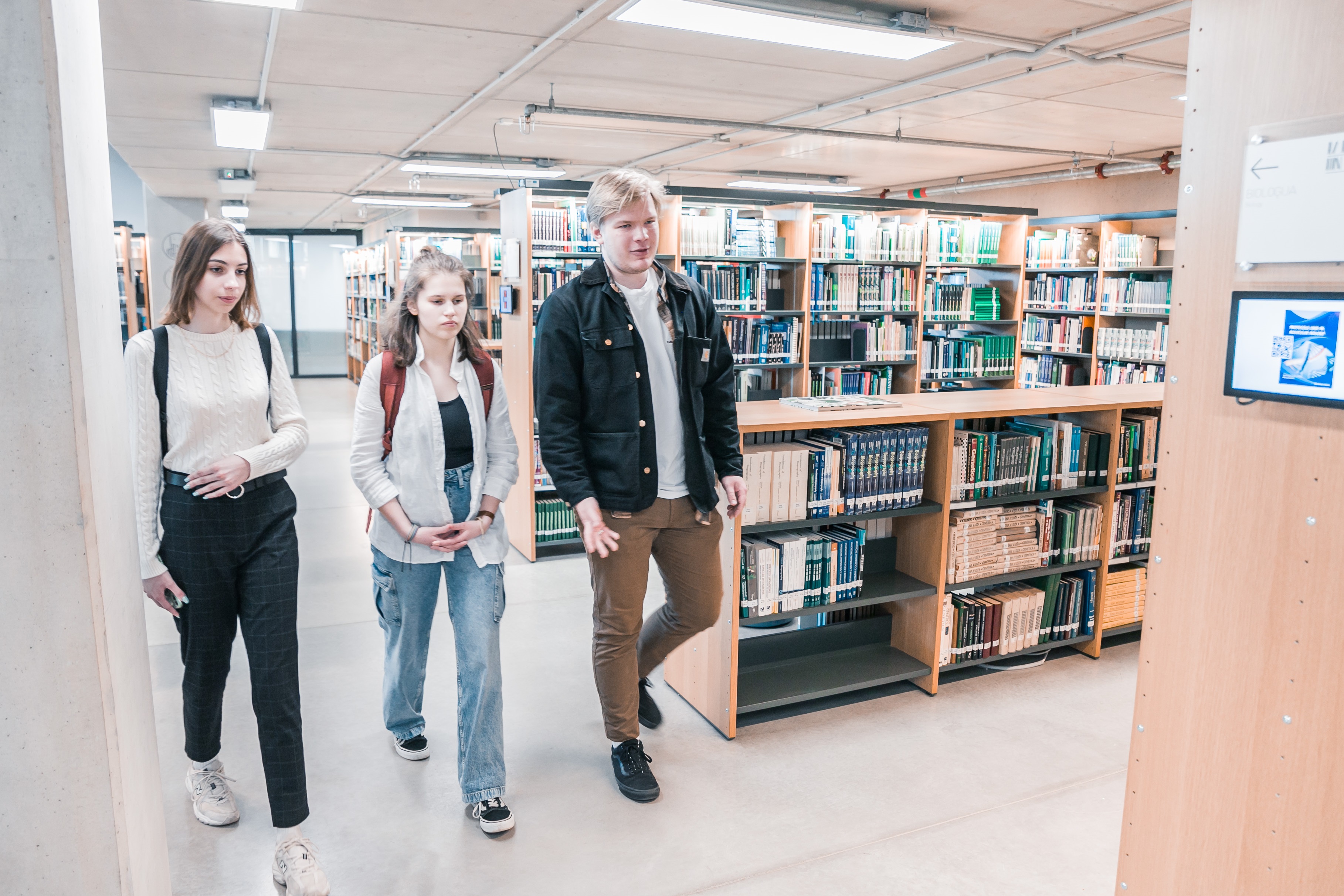 Skolēni iejūtas «studentu ādā» pasākumā «Studenta kurpēs»